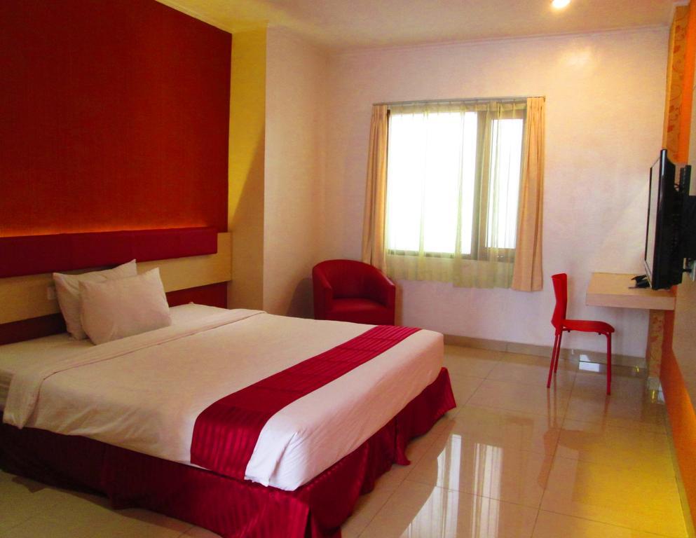 Reddoorz @ Cherry Homes Hotel