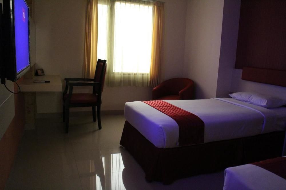 Reddoorz @ Cherry Homes 2*