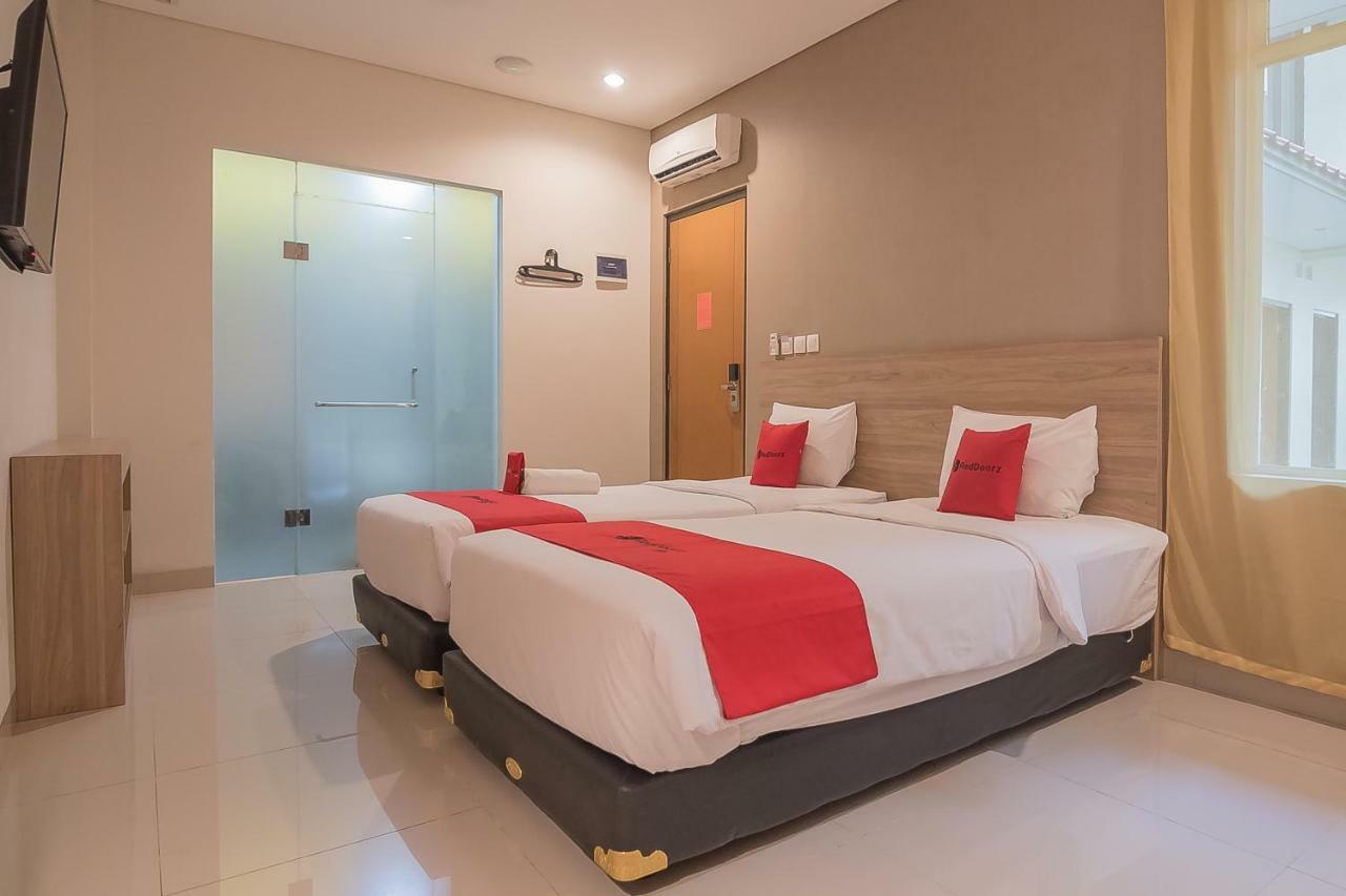Reddoorz @ Cherry Homes