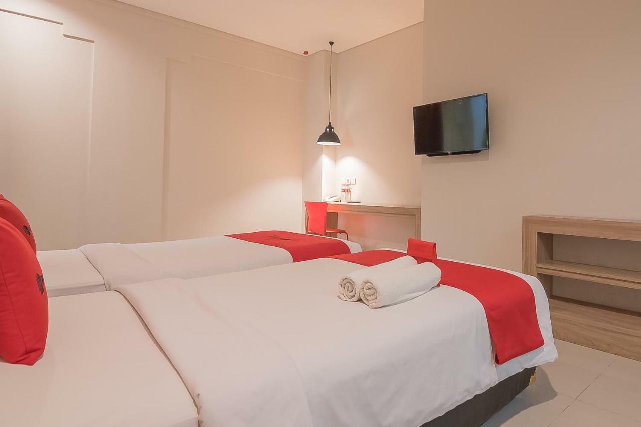 Hotel Reddoorz @ Cherry Homes Bandung