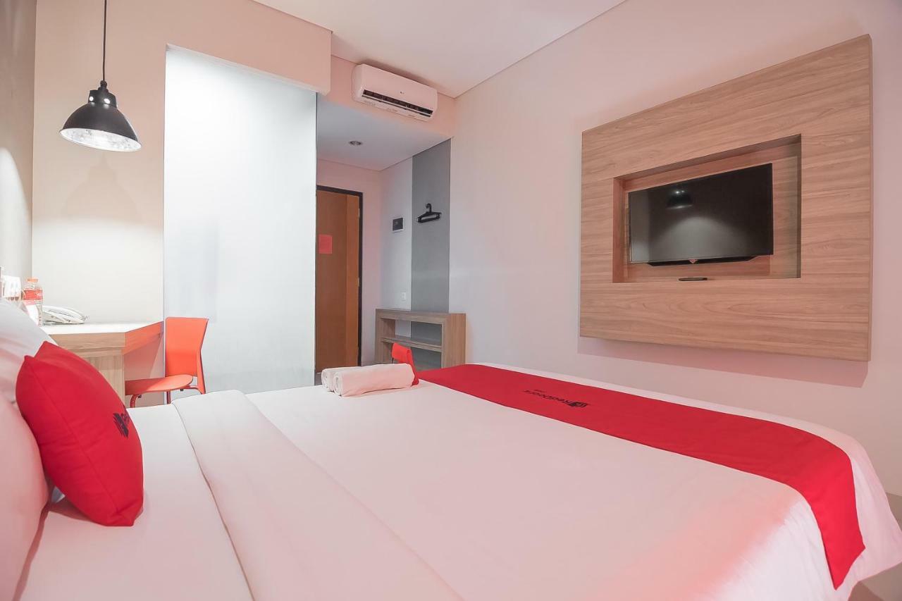 Reddoorz @ Cherry Homes 2* Bandung