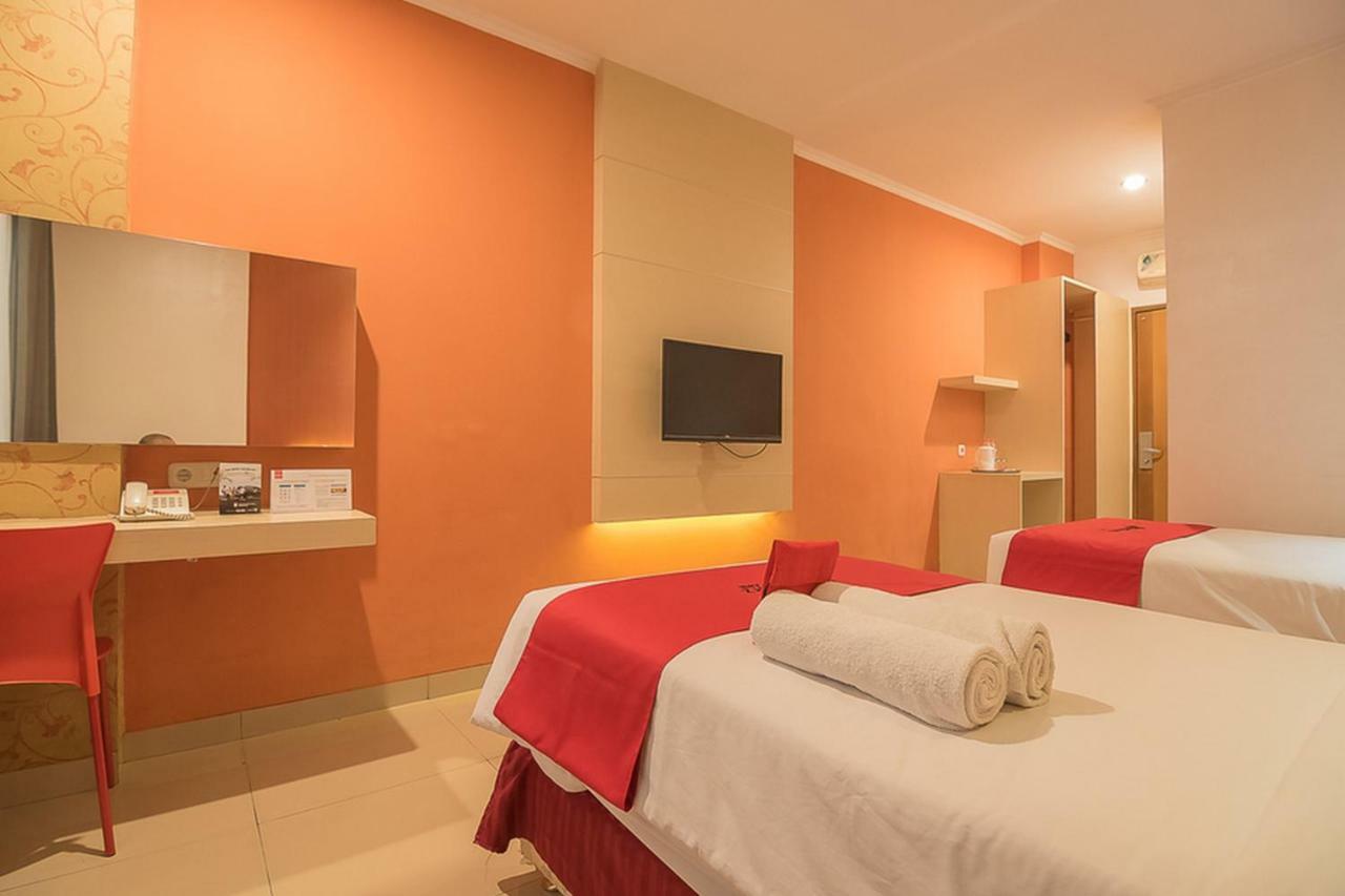 Hotel Reddoorz @ Cherry Homes Bandung