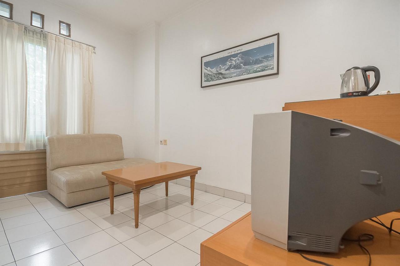 Hotel Reddoorz @ Cherry Homes 2*